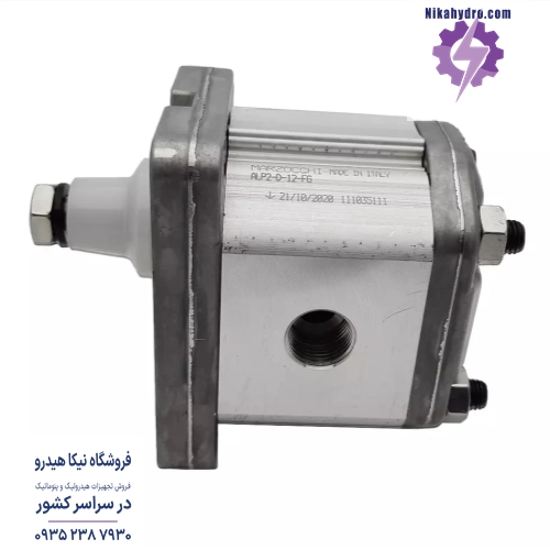 نمای از بغل پمپ هیدرولیک دنده ای مرزوچی مدل ALP2-D-12 ورودی و خروجی رزوه ای